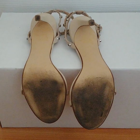 Beige ankle wrap around sandals with metal studs - Picture 4 of 5